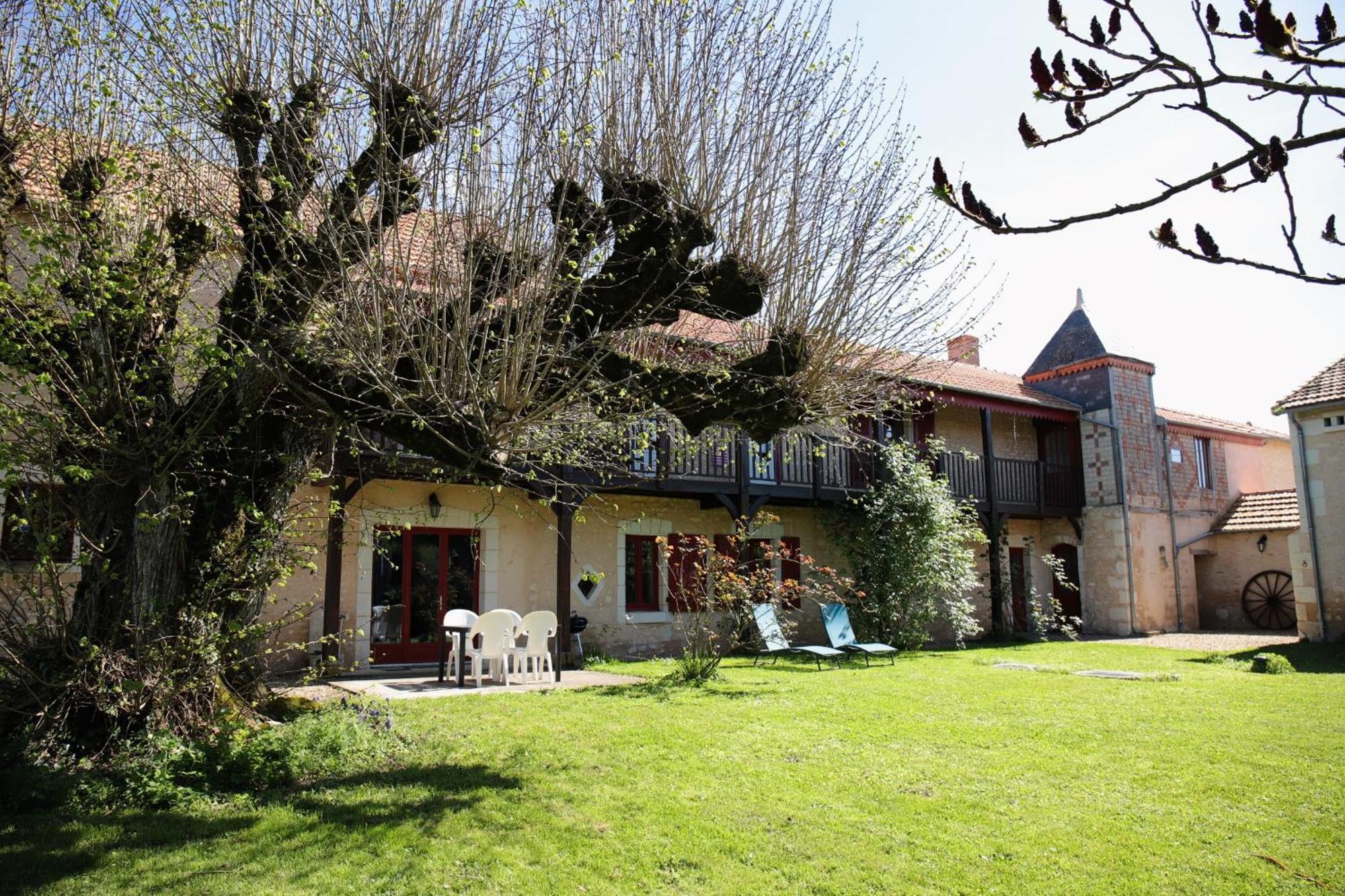 Au Repos Des Elfes Vila Braye-sous-Faye Exterior foto